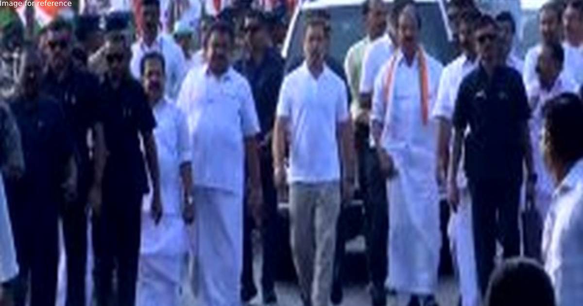 Bharat Jodo Yatra: Rahul Gandhi resumes padyatra from Kerala's Navayikkulam